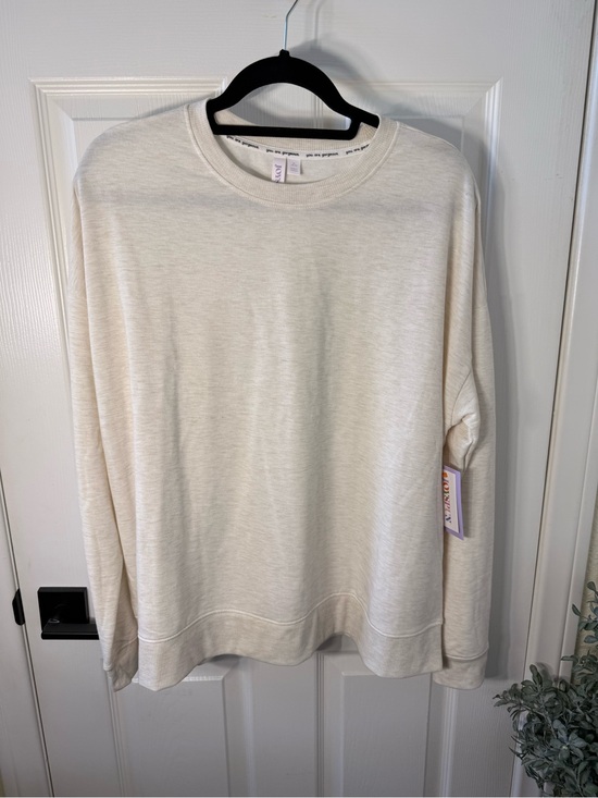 Joyspun Tops - Cozy Women's Cream Crewneck Sweatshirt NWT